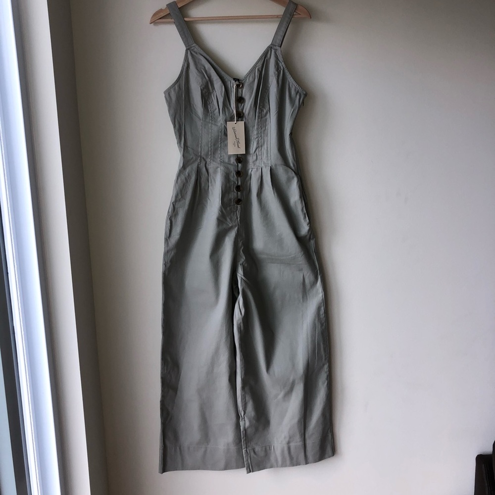 Mid Rise Ankle Length Straight Leg Jumpsuit|Size 4